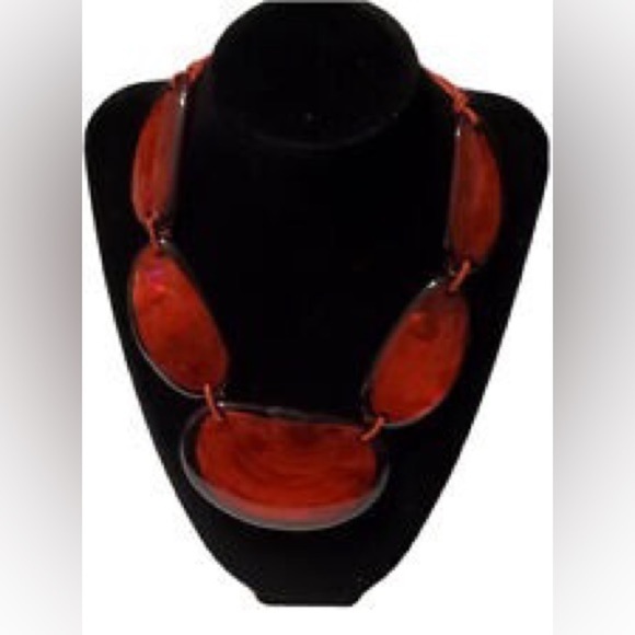 NWT Style & Co red resin statement retro necklace🎉❤️ - Picture 5 of 10